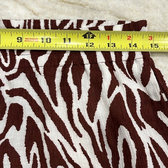 H&M Divided | Wide Leg Zebra Animal Print Pants | Brown &‎ White | Size Small - Picture 4 of 11